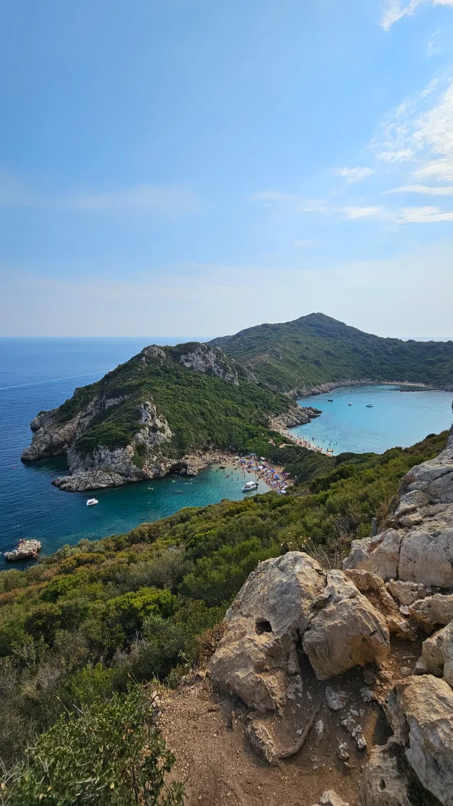 Paisaje costero de Corfú, Grecia